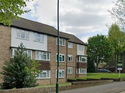 2 Bed Flat, St James Road, SM1