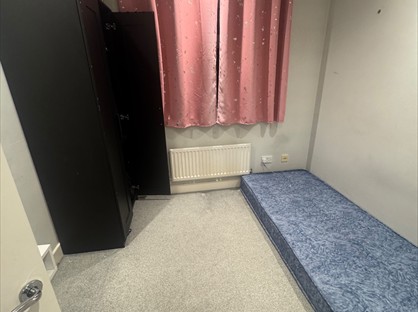 Room in a Shared House, Cranleigh Gardens, SM1