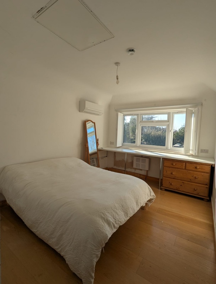 4 Bed Semi-Detached House, Birdwood Road, CB1, N1 7GU