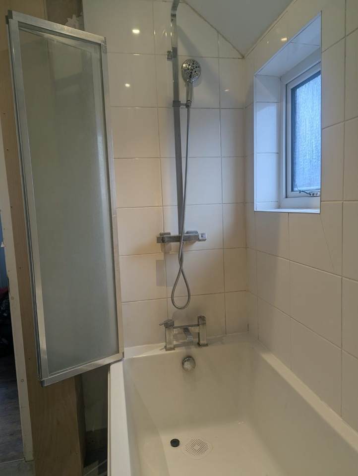 Additional image 5 of 4 Bed Semi-Detached House, Birdwood Road, CB1, N1 7GU