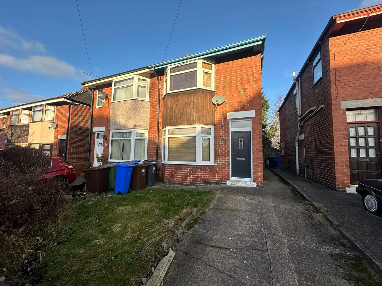 2 Bed Semi-Detached House, Handsworth Avenue, S9, N1 7GU