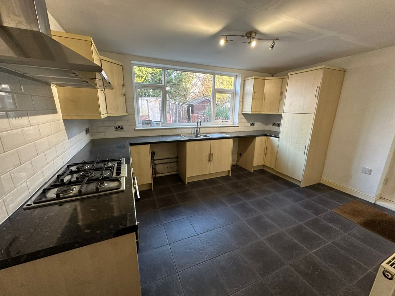 Additional image 3 of 2 Bed Semi-Detached House, Handsworth Avenue, S9, N1 7GU