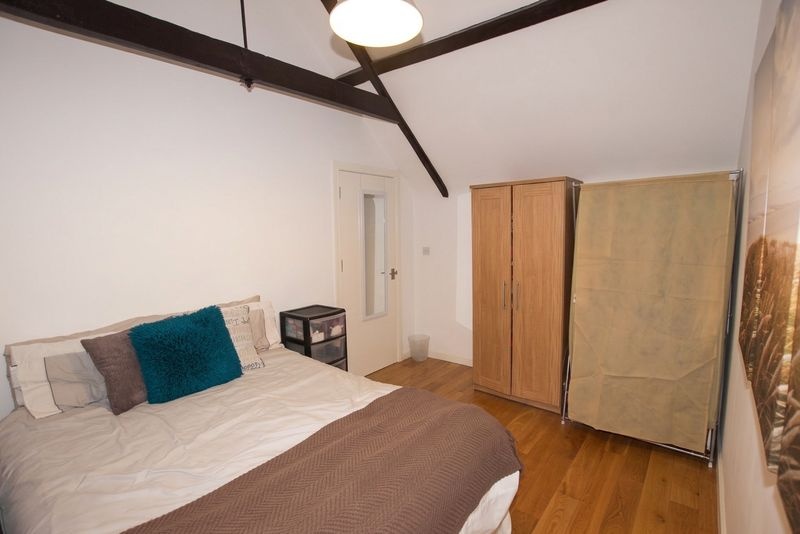 Additional image 7 of 2 Bed Flat, Simmonds St, RG1, N1 7GU