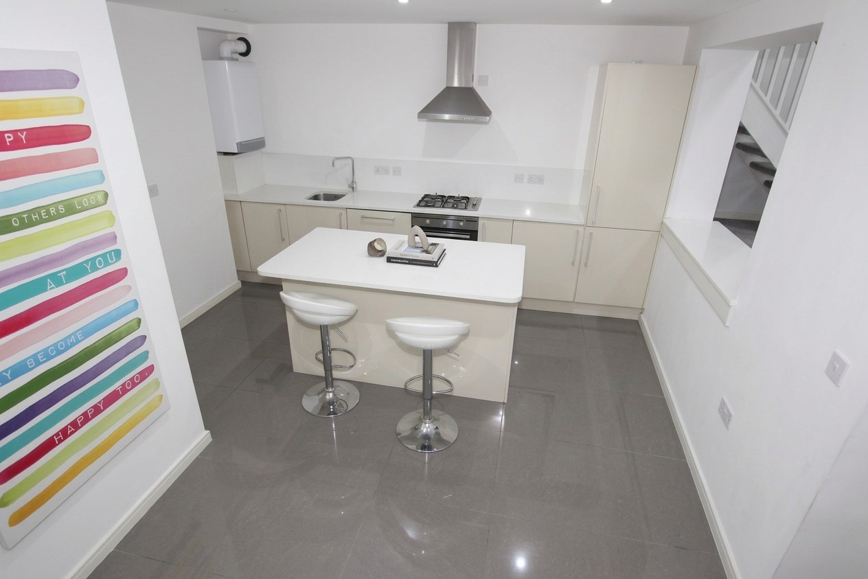 Additional image 11 of 2 Bed Flat, Simmonds St, RG1, N1 7GU