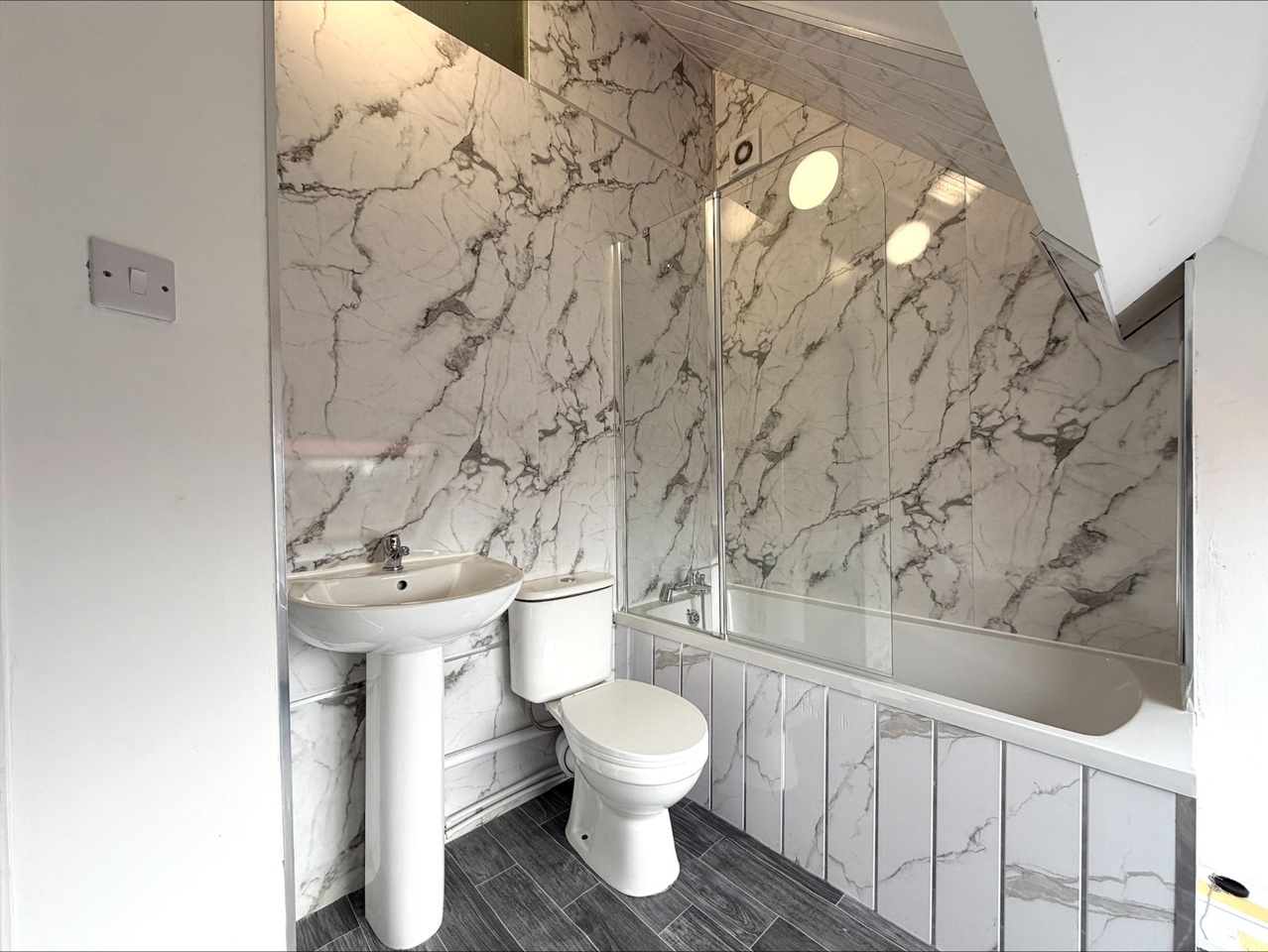 Additional image 5 of 2 Bed Flat, Central Avenue, LE2, N1 7GU