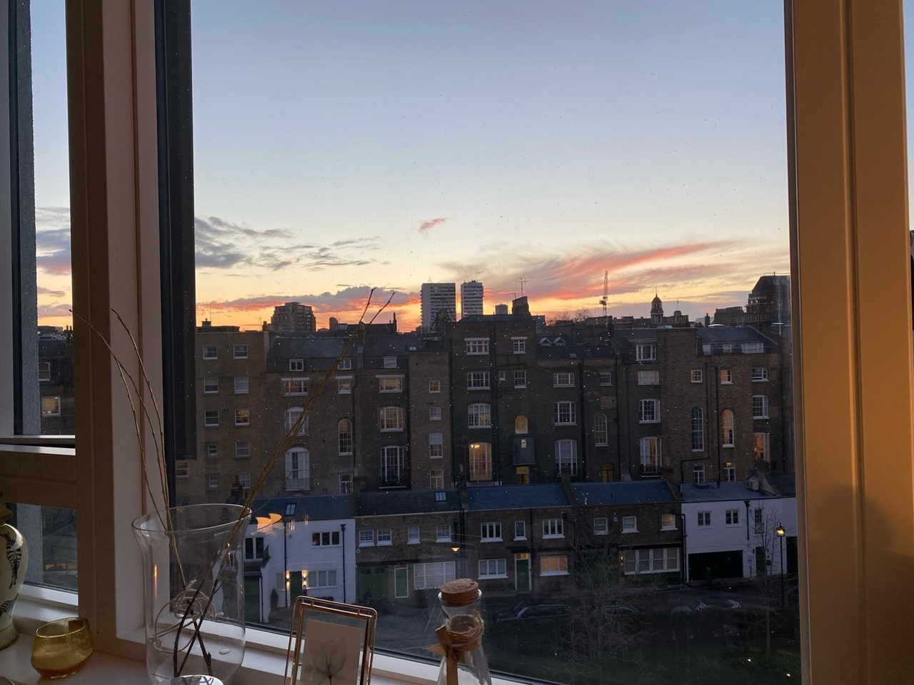 2 Bed Flat, Park Crescent, W1B