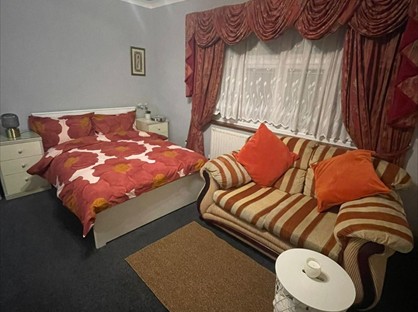 Room in a Shared House, The Drive, IG1