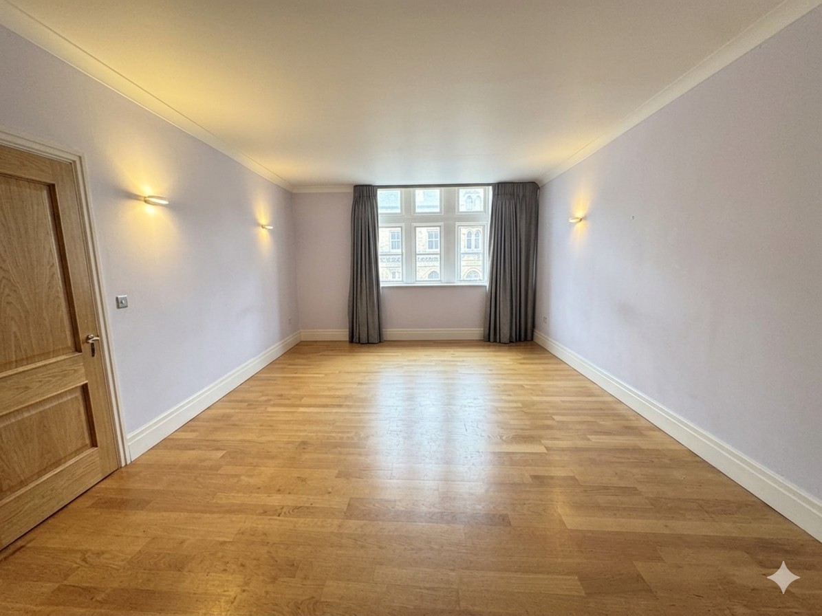 Additional image 2 of 2 Bed Flat, Victoria House, EC4Y, N1 7GU