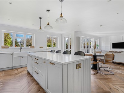 5 Bed Detached House, Shenley Hill, WD7
