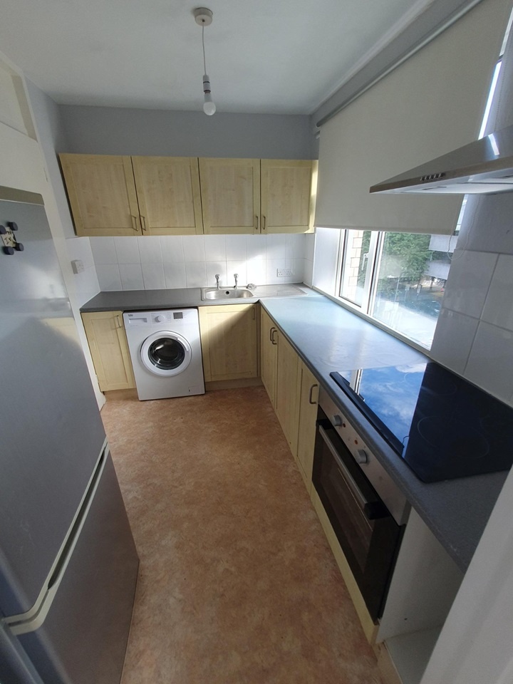1 Bed Flat, Montague Court, BS2