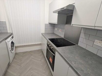1 Bed Flat, Rodney St, L1