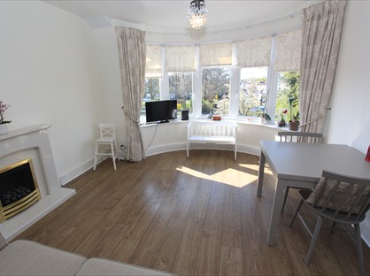 3 Bed Maisonette, Hale Lane, NW7