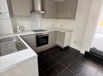 1 Bed Flat, Forge Lane, CT11