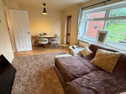 2 Bed Terraced House, Holders Gardens, B13