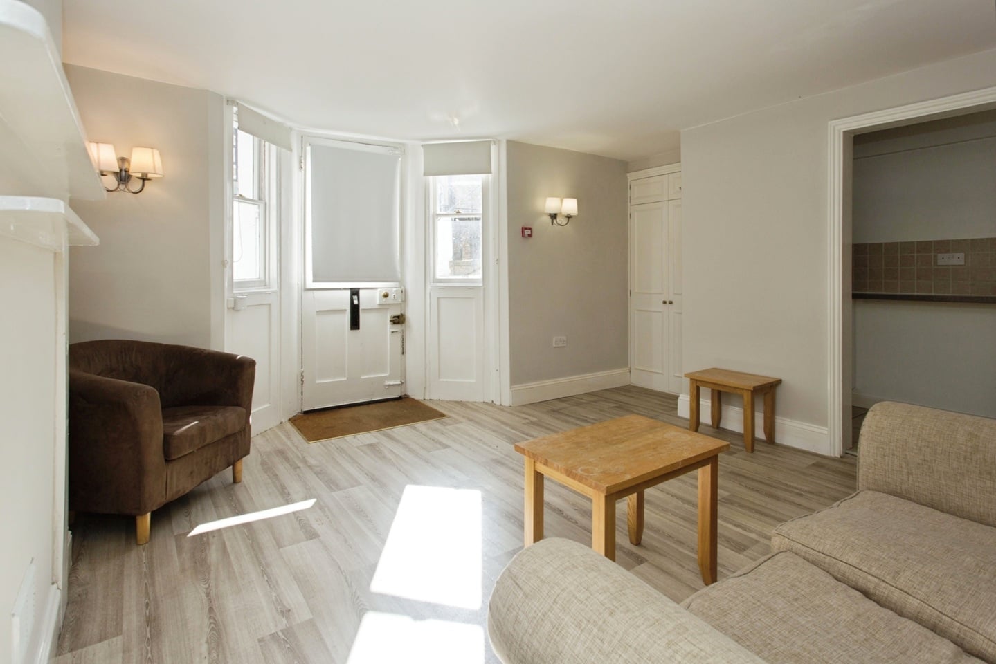 1 Bed Flat, Bateman Street, CB2, N1 7GU