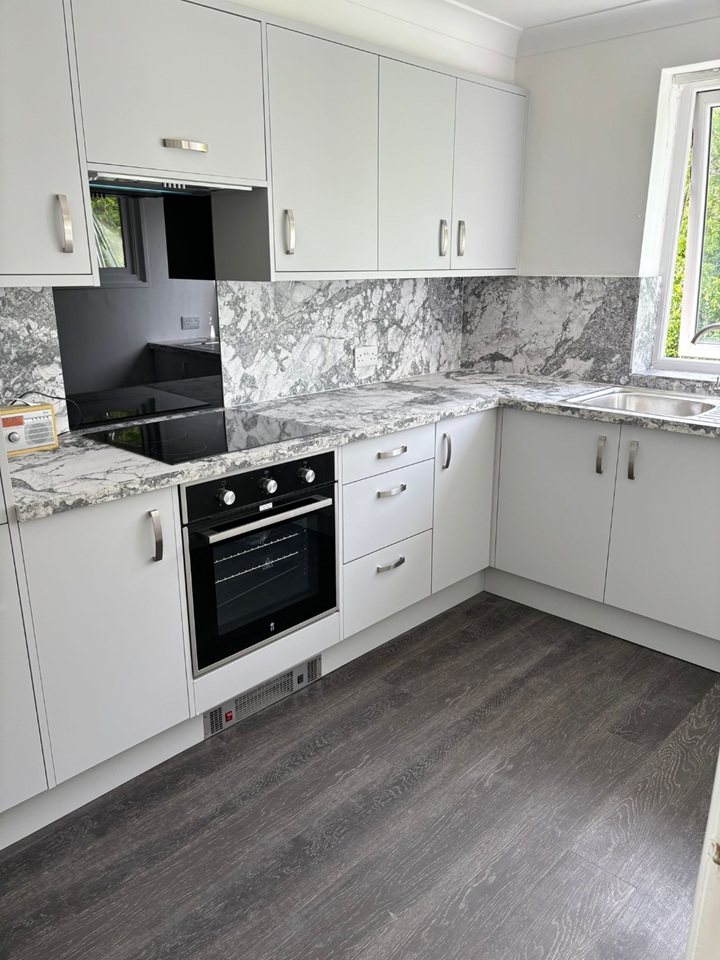 2 Bed Flat, Chantrey Road, S8, N1 7GU