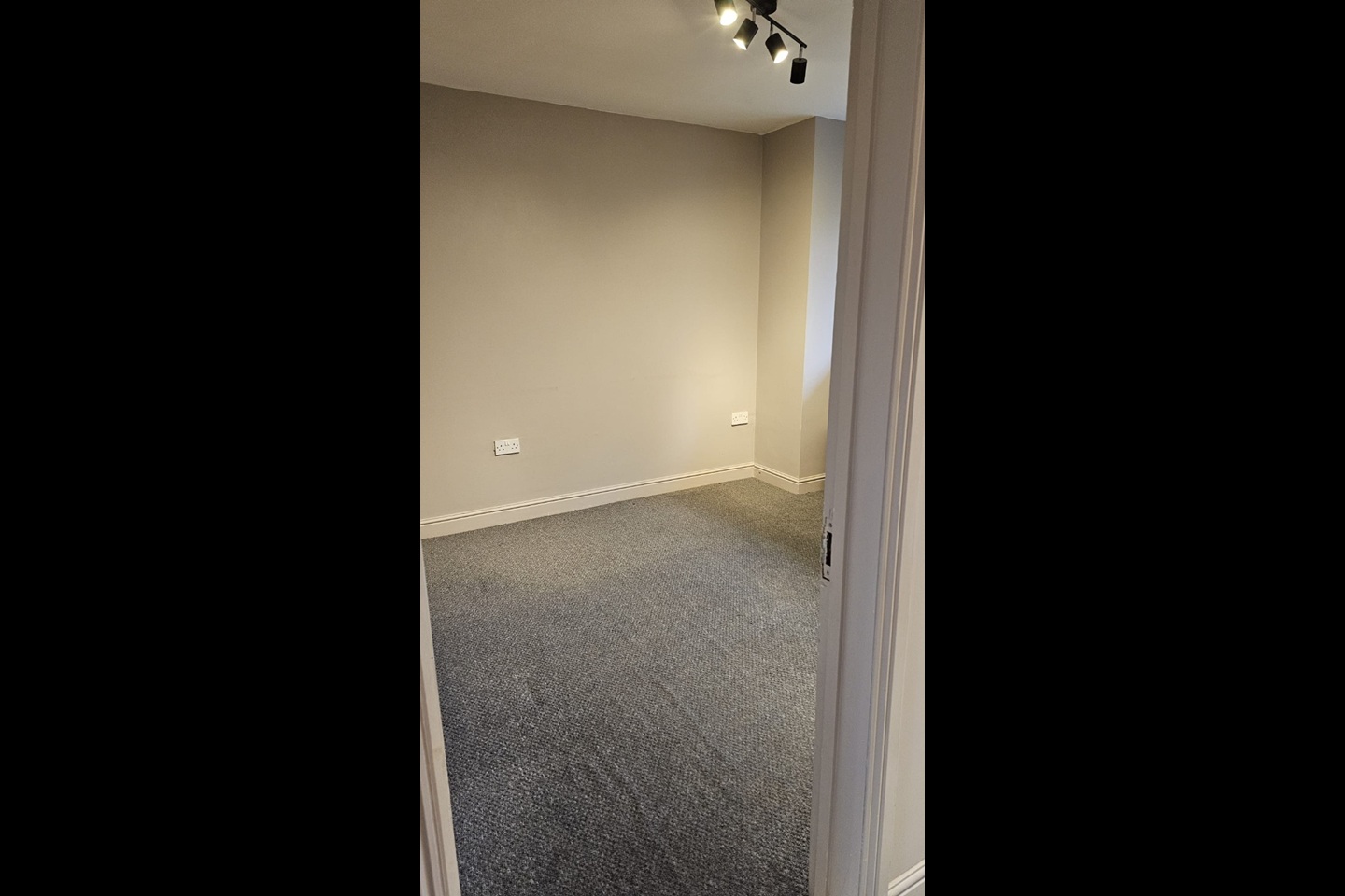 Additional image 3 of 2 Bed Detached House, Didcot Road, SO15, N1 7GU