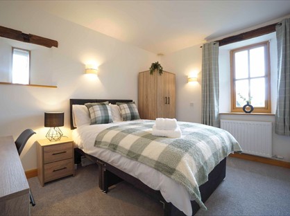 Room in a Shared Flat, Garth Row, LA8