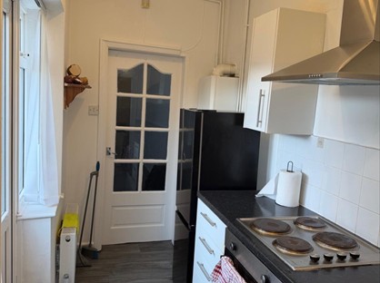 Room in a Shared House, Milton St, M24