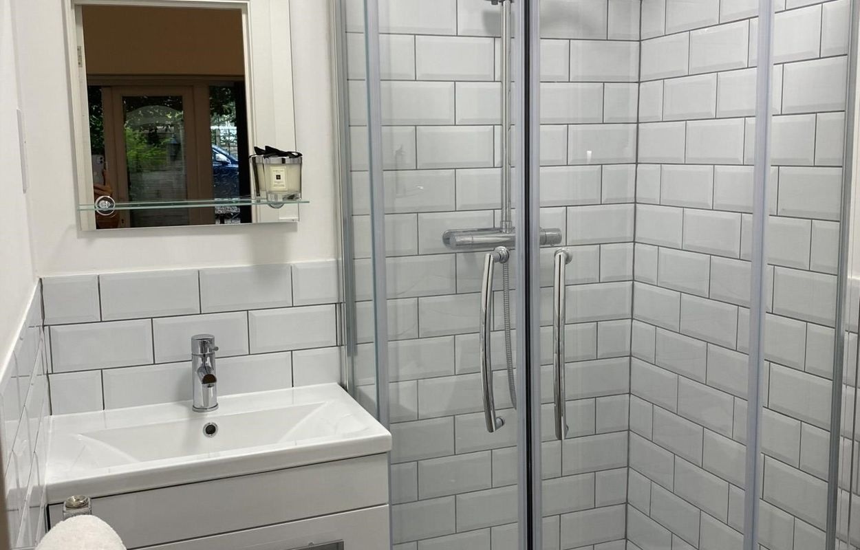 Additional image 8 of Room in a Shared House, Waverley Road, RG30, N1 7GU