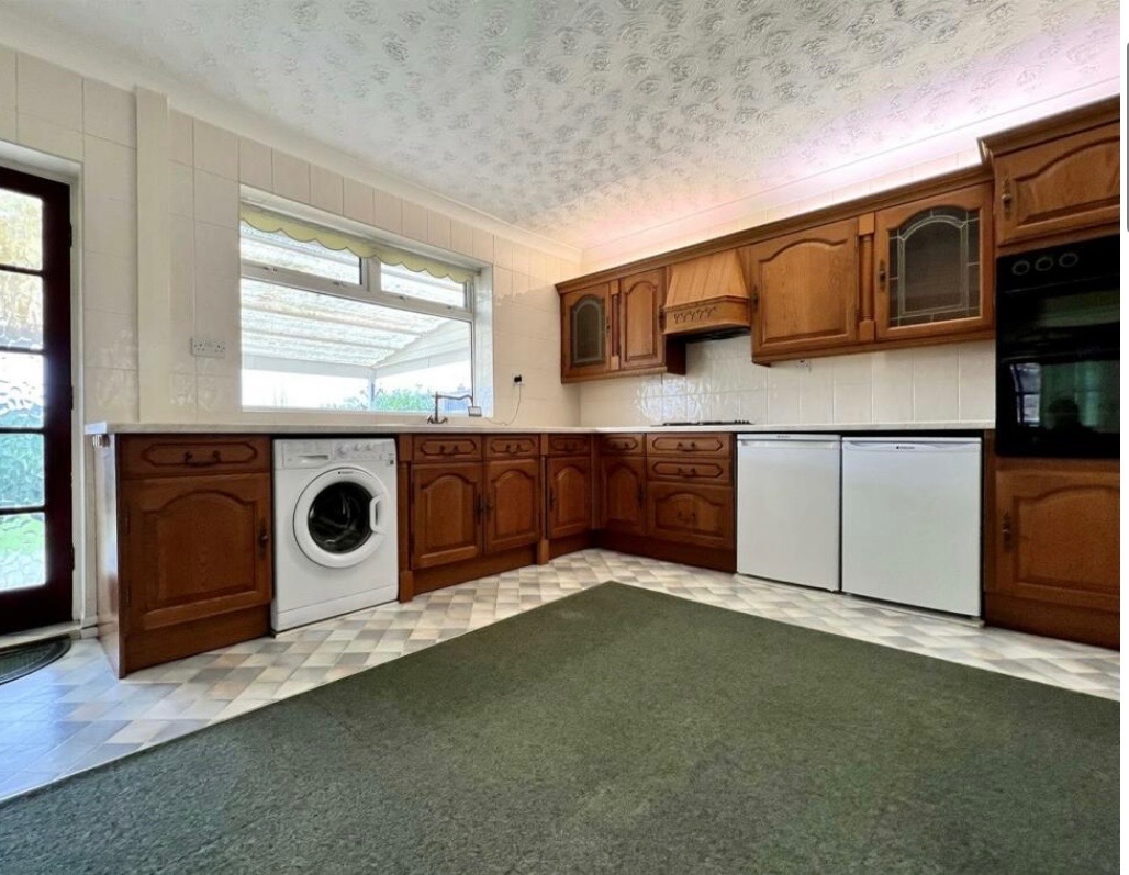 Additional image 24 of 2 Bed Bungalow, Garden Crescent, S60, N1 7GU