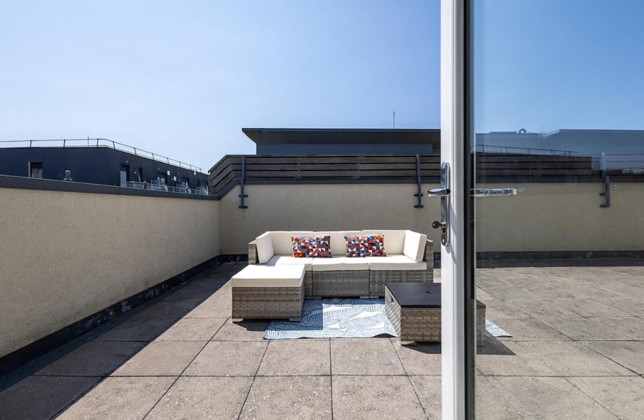 2 Bed Flat, Chatham St, LE1, N1 7GU