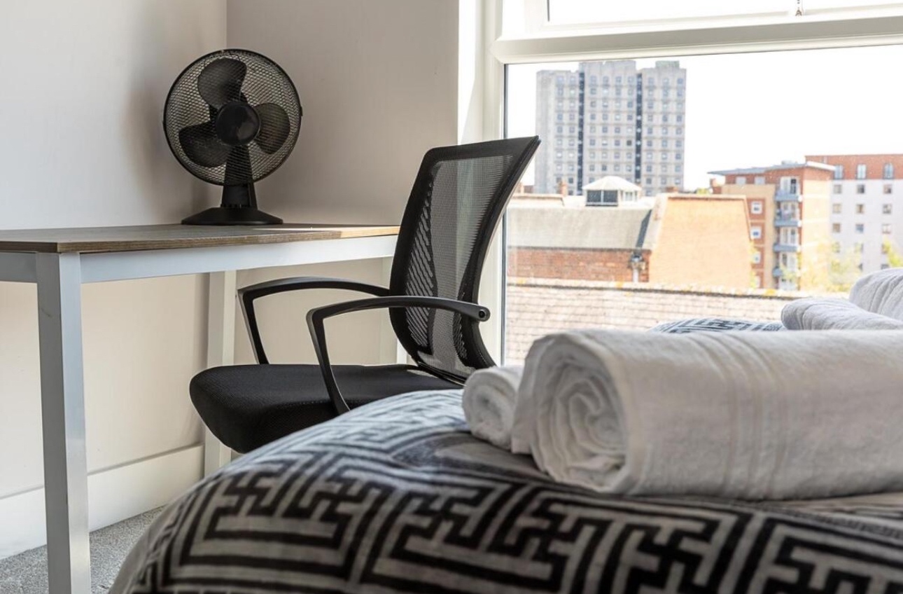 Additional image 7 of 2 Bed Flat, Chatham St, LE1, N1 7GU