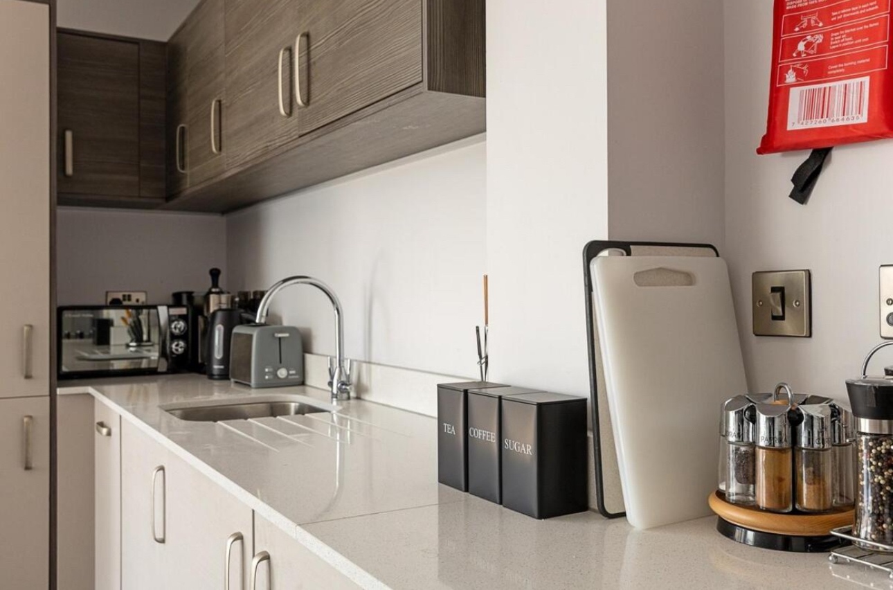 Additional image 22 of 2 Bed Flat, Chatham St, LE1, N1 7GU