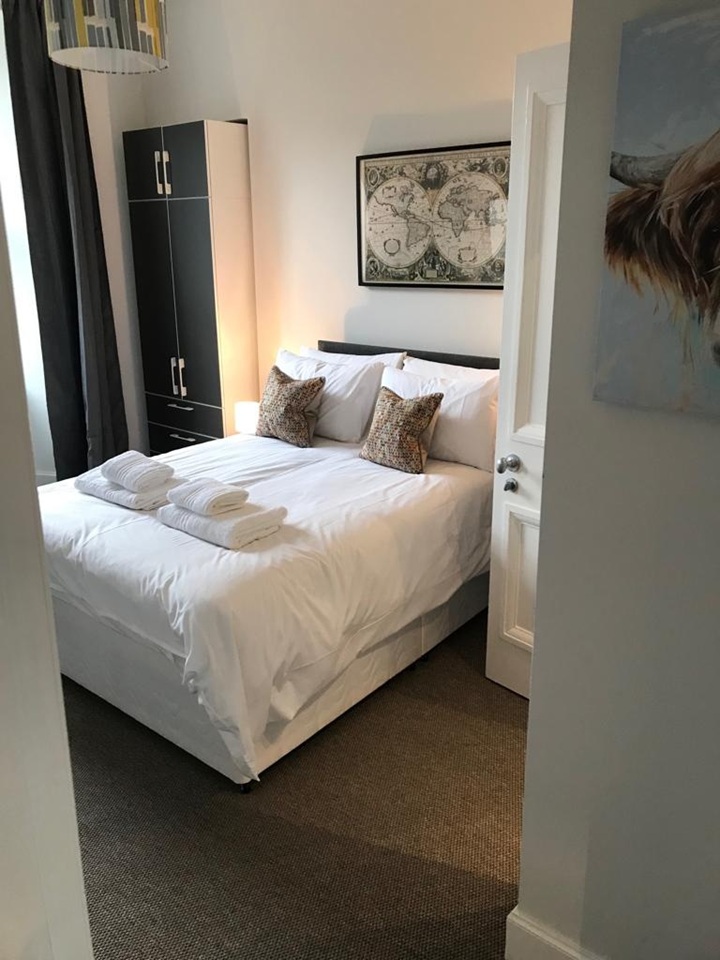 Additional image 4 of 3 Bed Flat, Broughton St, EH1, N1 7GU