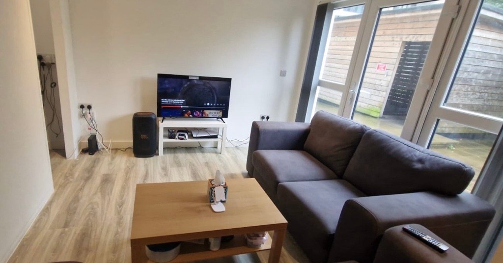 Additional image 3 of 2 Bed Flat, Bridge End, BT5, N1 7GU