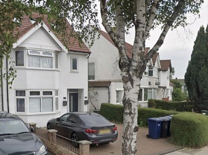 2 Bed Flat, Renters Avenue, NW4