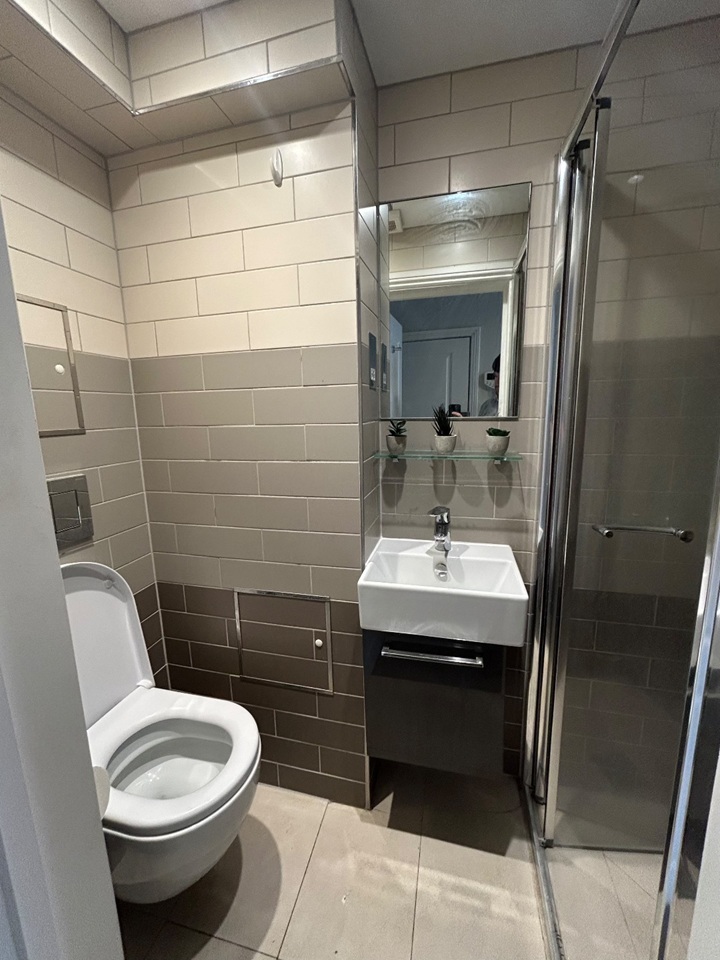 Additional image 9 of Studio Flat, Hazel Court, W2, N1 7GU