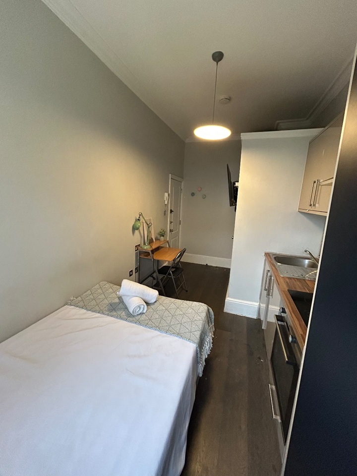 Additional image 4 of Studio Flat, Hazel Court, W2, N1 7GU