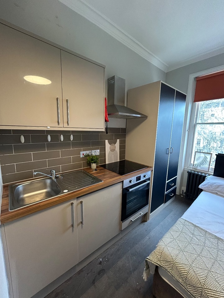 Additional image 6 of Studio Flat, Hazel Court, W2, N1 7GU