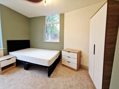 Room in a Shared House, Broadgate, BD1