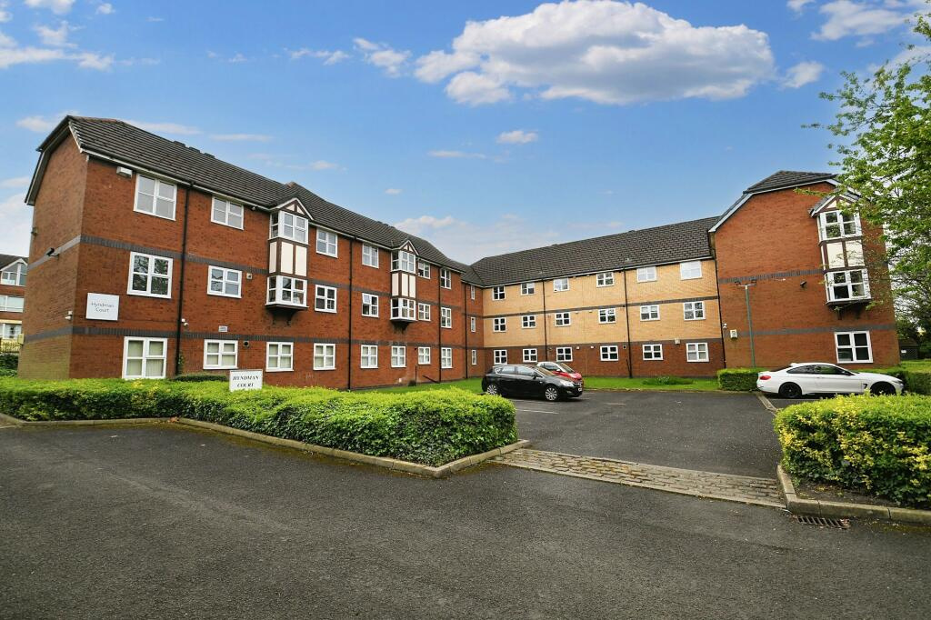 2 Bed Flat, Hyndman Court, M5, N1 7GU