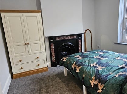 Room in a Shared House, Bicton St, EX32