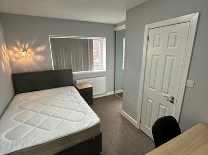 Room in a Shared House, St Hildas Way, LS9