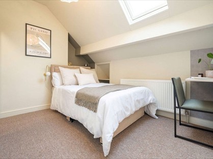 Room in a Shared House, Hough Lane, LS13