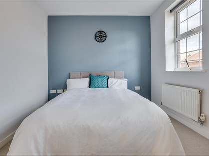 Room in a Shared House, Somerley Drive, RH10