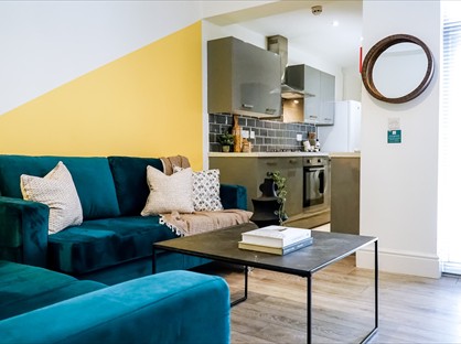 Room in a Shared House, Ruskin Avenue, M14