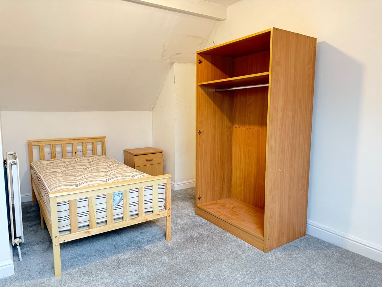 Additional image 5 of 3 Bed Semi-Detached House, Ruth Square, S10, N1 7GU