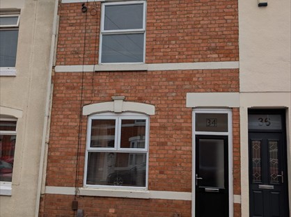 3 Bed Terraced House, Sharman Road, NN5