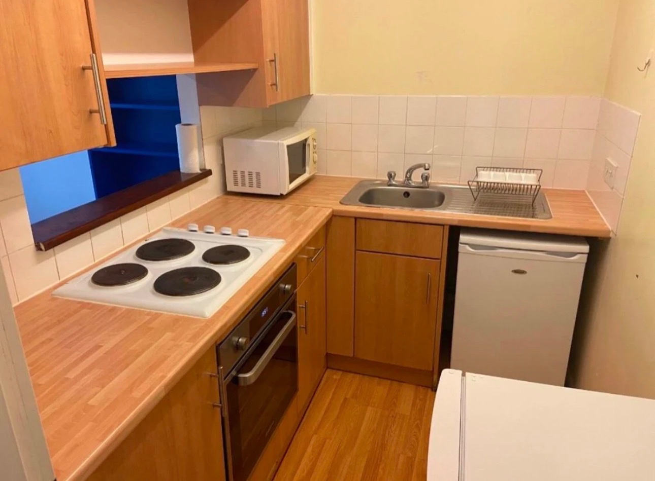 Additional image 5 of 2 Bed Maisonette, London, N7, N1 7GU