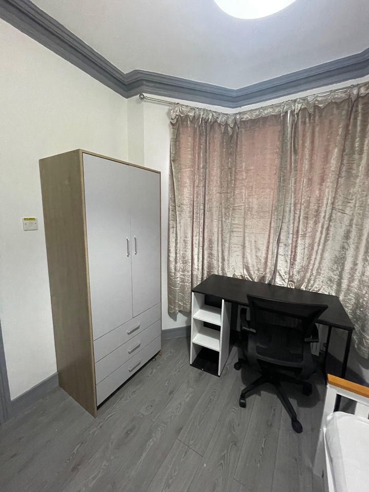 Additional image 4 of Room in a Shared House, Argyle Street, RG1, N1 7GU