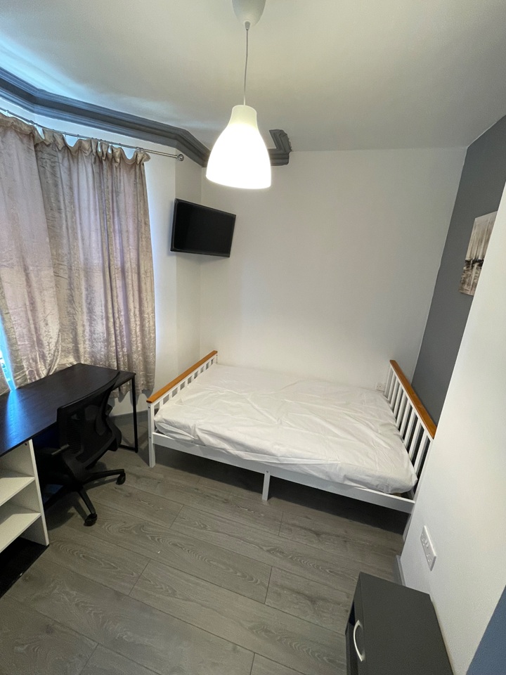 Additional image 7 of Room in a Shared House, Argyle Street, RG1, N1 7GU