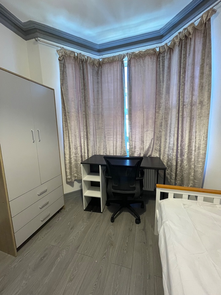 Additional image 8 of Room in a Shared House, Argyle Street, RG1, N1 7GU