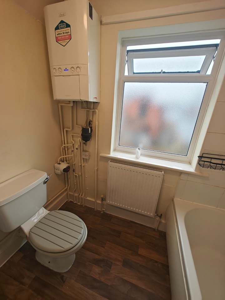 Additional image 7 of 2 Bed Flat, Collis St, RG2, N1 7GU
