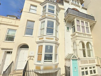 2 Bed Flat, East St, DT4