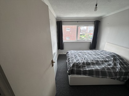 Room in a Shared House, Lila Place, BR8